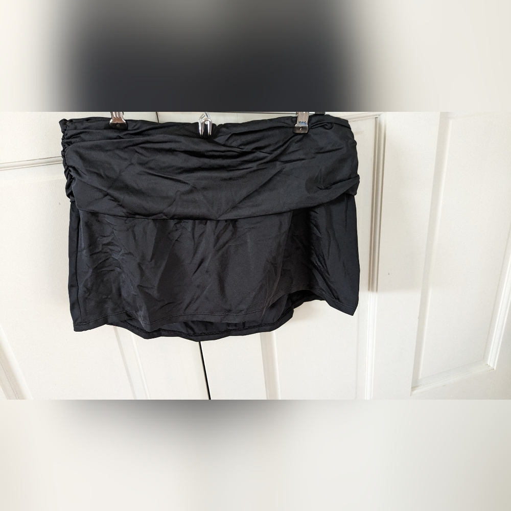 Title nine bathing suit bottom/Skirt